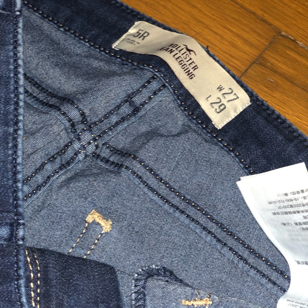 Hollister jeans